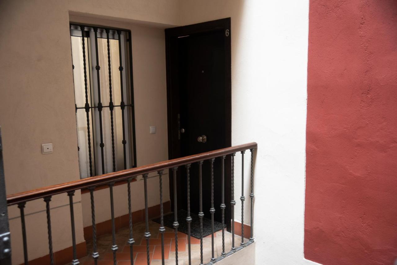 180 Home Apartamento En El Centro Buena Ubicacion Peral Севилья Экстерьер фото